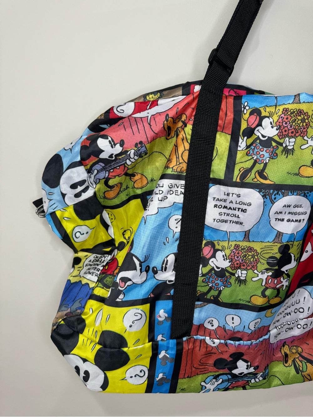 Disneyland NWT Paris Mickey Retro Comic-Print Travel Duffle Bag - Multicolor - Picture 6 of 11